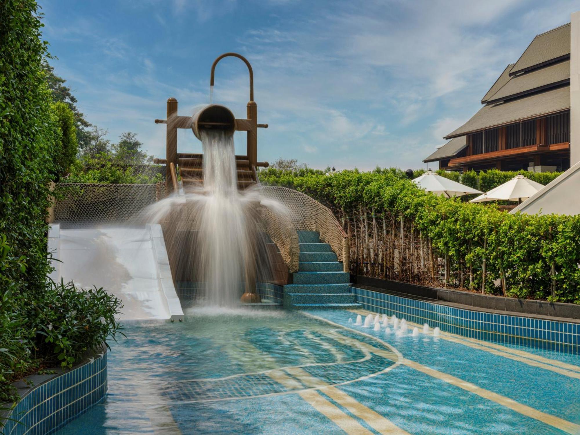 Intercontinental Chiang Mai The Mae Ping Hotel Exterior photo